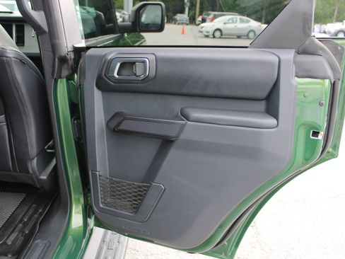 Used 2025 Ford Bronco Outer Banks AWD/4WD image 14