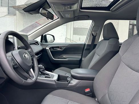 Certified 2024 Toyota RAV4 XLE w/ Convenience Package image 10