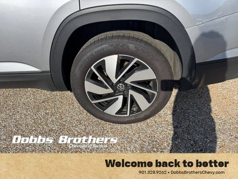 Used 2026 Volkswagen Atlas SE AWD/4WD image 9