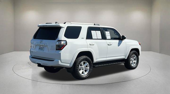 Used 2024 Toyota 4Runner SR5 AWD/4WD image 5