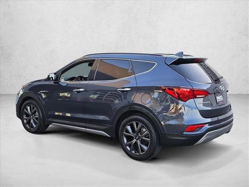 Used 2018 Hyundai Santa Fe Sport image 8