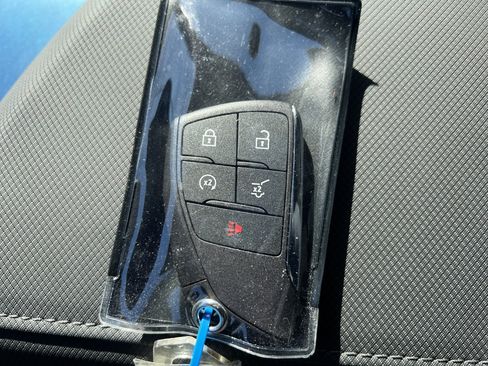 New 2026 Chevrolet Equinox EV LT AWD/4WD image 36