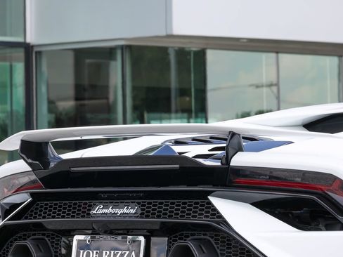 Used 2024 Lamborghini Huracan Tecnica RWD image 19