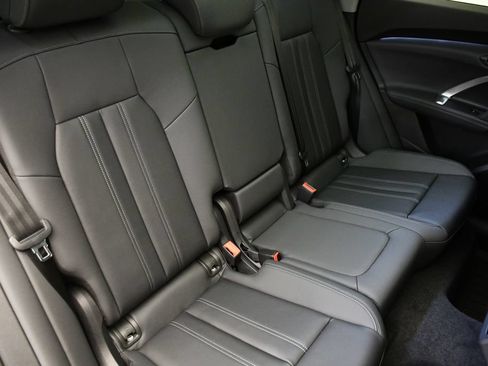 Used 2025 Audi Q5 Premium w/ Convenience Package AWD/4WD image 52