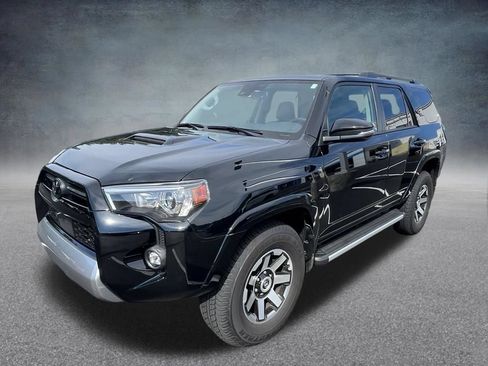 Used 2024 Toyota 4Runner TRD Off-Road Premium w/ Off Road Premium Plus Package AWD/4WD image 3