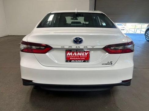 Used 2022 Toyota Camry LE w/ Cold Weather Package FWD image 4