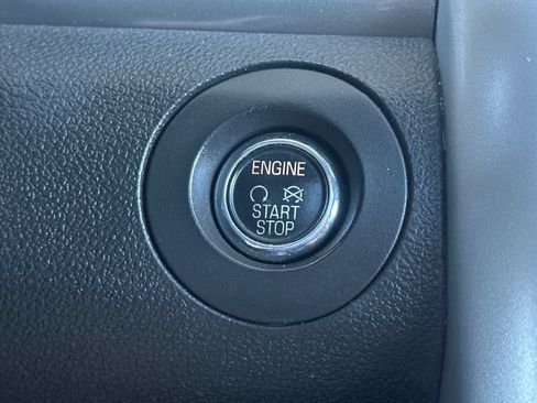 Used 2013 Ford Edge Sport w/ Driver Entry Pkg FWD image 23
