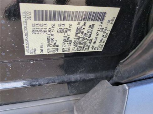 Used 2022 Nissan Rogue SV FWD image 15