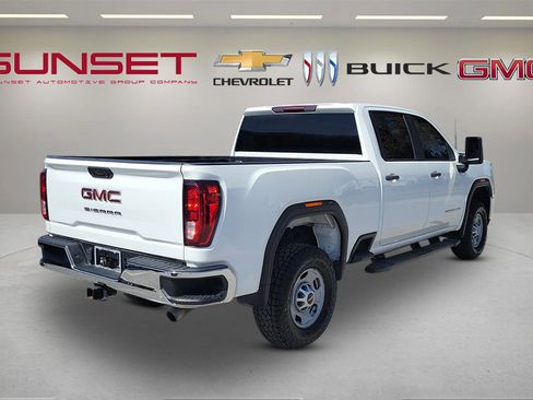 Certified 2023 GMC Sierra 2500 Pro w/ Convenience Package image 4