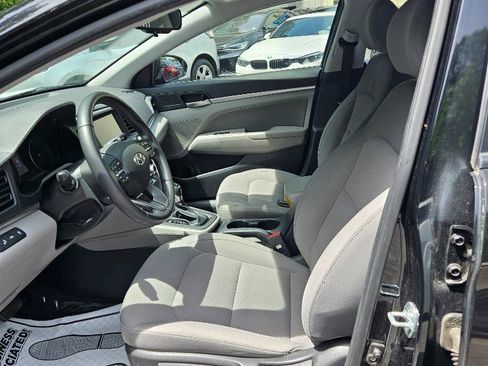 Used 2020 Hyundai Elantra Value Edition image 10