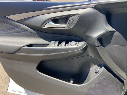 Used 2024 Buick Envista Sport Touring w/ Convenience I Package FWD image 18