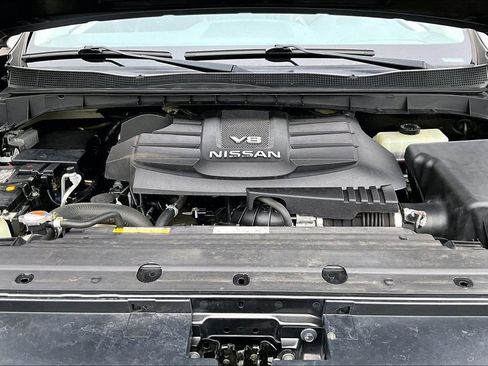 Used 2019 Nissan Titan PRO-4X image 35