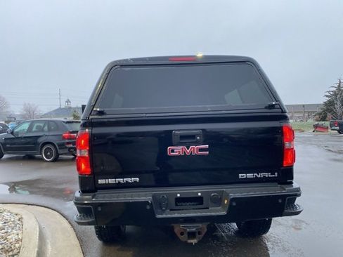 Used 2015 GMC Sierra 2500 Denali w/ Duramax Plus Package image 15