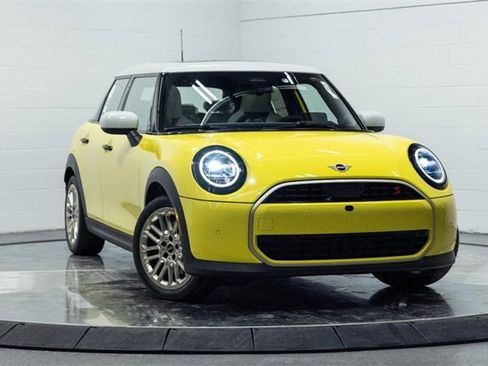 New 2026 MINI Cooper S image 4