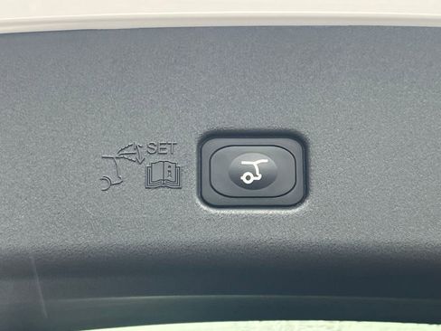 New 2026 Lincoln Nautilus Premier image 33