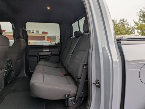Used 2019 Ford F150 XLT w/ Equipment Group 302A Luxury image 9