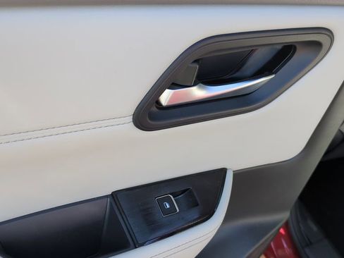 Used 2024 Nissan Rogue SL image 15