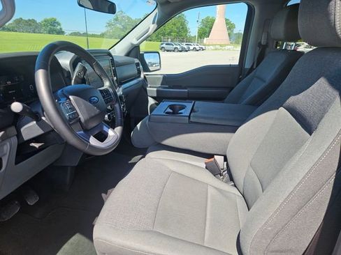 Used 2025 Ford F150 XLT w/ Equipment Group 301A Standard AWD/4WD image 9