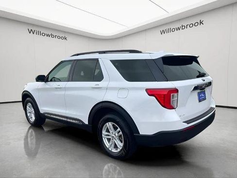 Certified 2023 Ford Explorer XLT AWD/4WD image 3