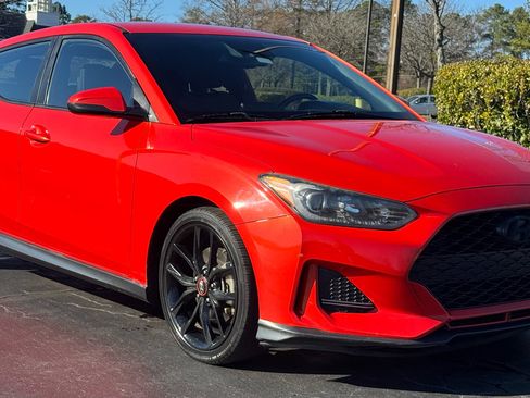 Used 2019 Hyundai Veloster Turbo R-Spec image 7