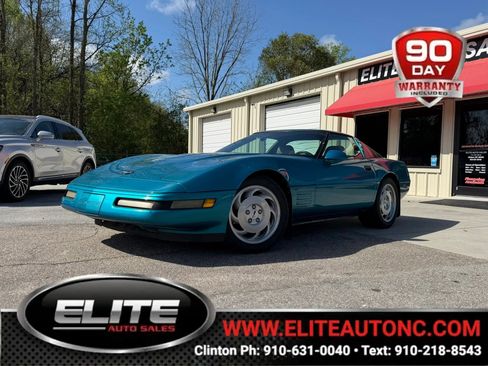 Used 1994 Chevrolet Corvette Coupe RWD image 1