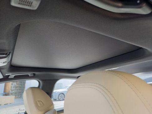 Used 2025 BMW 330i Sedan w/ Convenience Package image 20