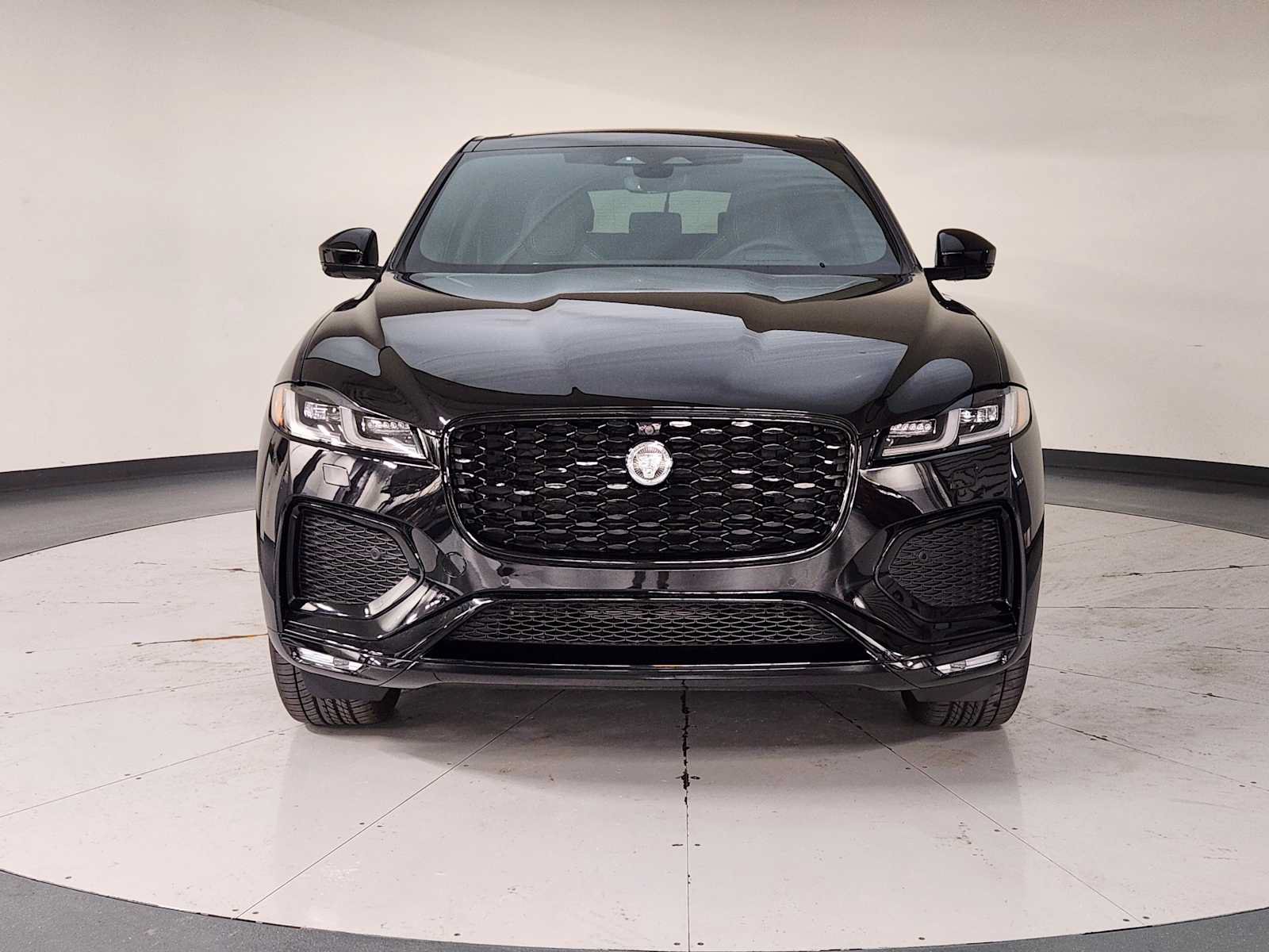 New 2026 Jaguar F-PACE R-Dynamic S AWD/4WD image 9