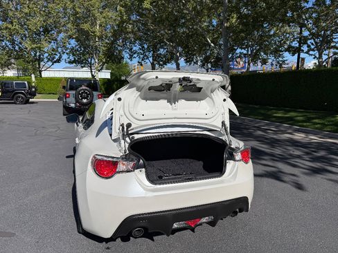 Used 2013 Scion FR-S RWD image 26