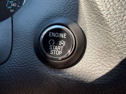 Used 2012 Ford Focus Titanium FWD image 16
