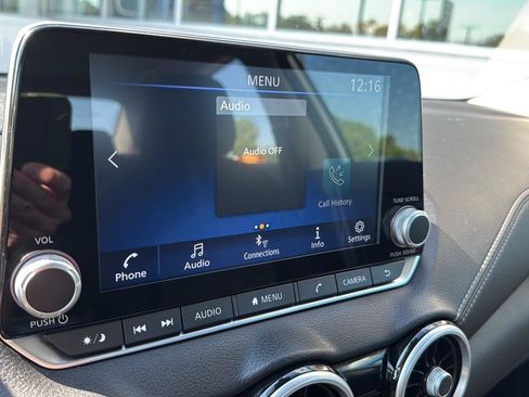 Used 2021 Nissan Sentra SV FWD image 17