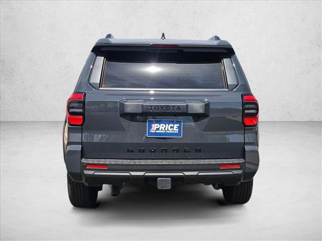 Used 2025 Toyota 4Runner SR5 AWD/4WD image 7