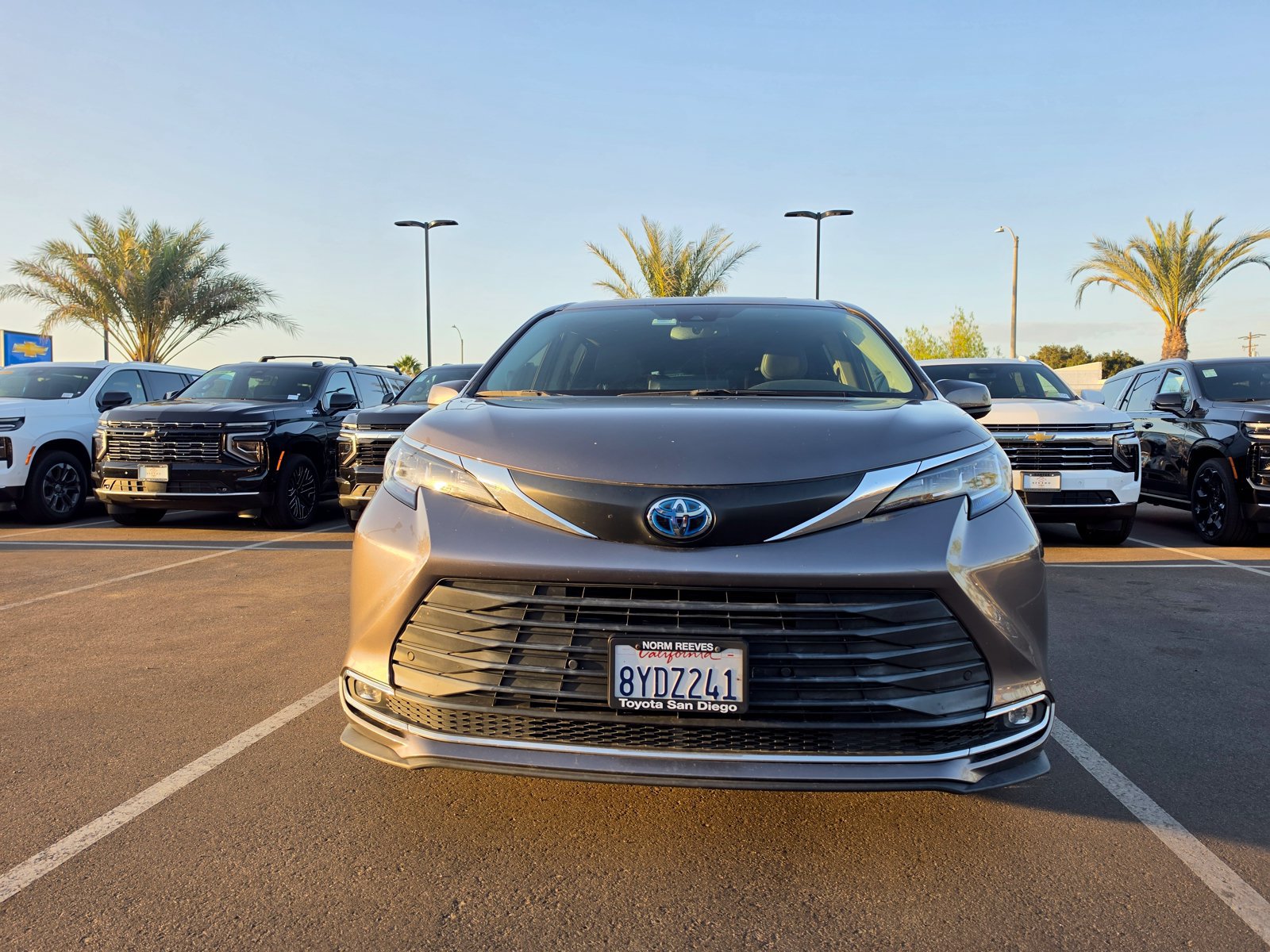 Used 2021 Toyota Sienna XLE w/ XLE Plus Package FWD image 10