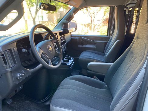 Used 2025 Chevrolet Express 2500 w/ Driver Convenience Package RWD image 30
