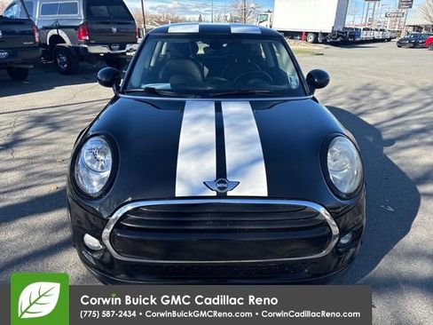 Used 2017 MINI Cooper 2-Door Hardtop image 9