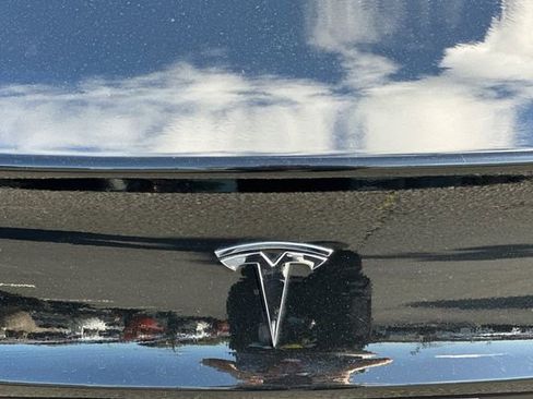 Used 2023 Tesla Model 3 Standard Range image 29