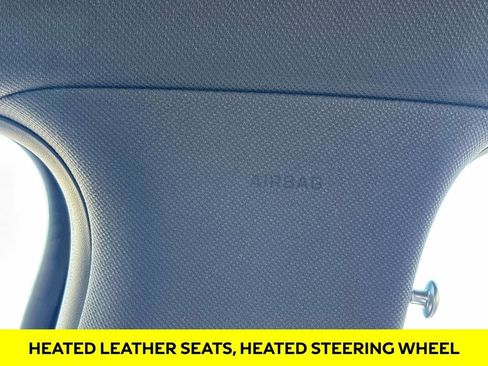 Used 2023 Genesis G70 2.0T image 26