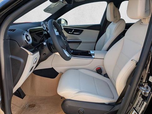 Certified 2026 Mercedes-Benz GLC 300 4MATIC image 4
