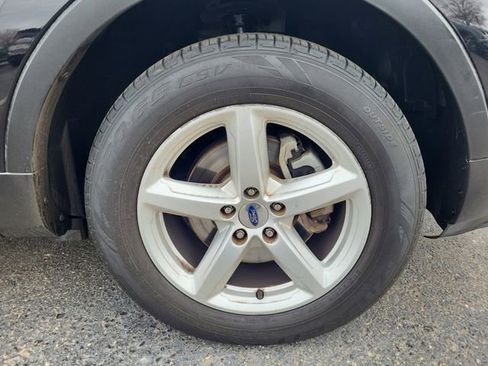 Used 2019 Ford Explorer FWD image 17