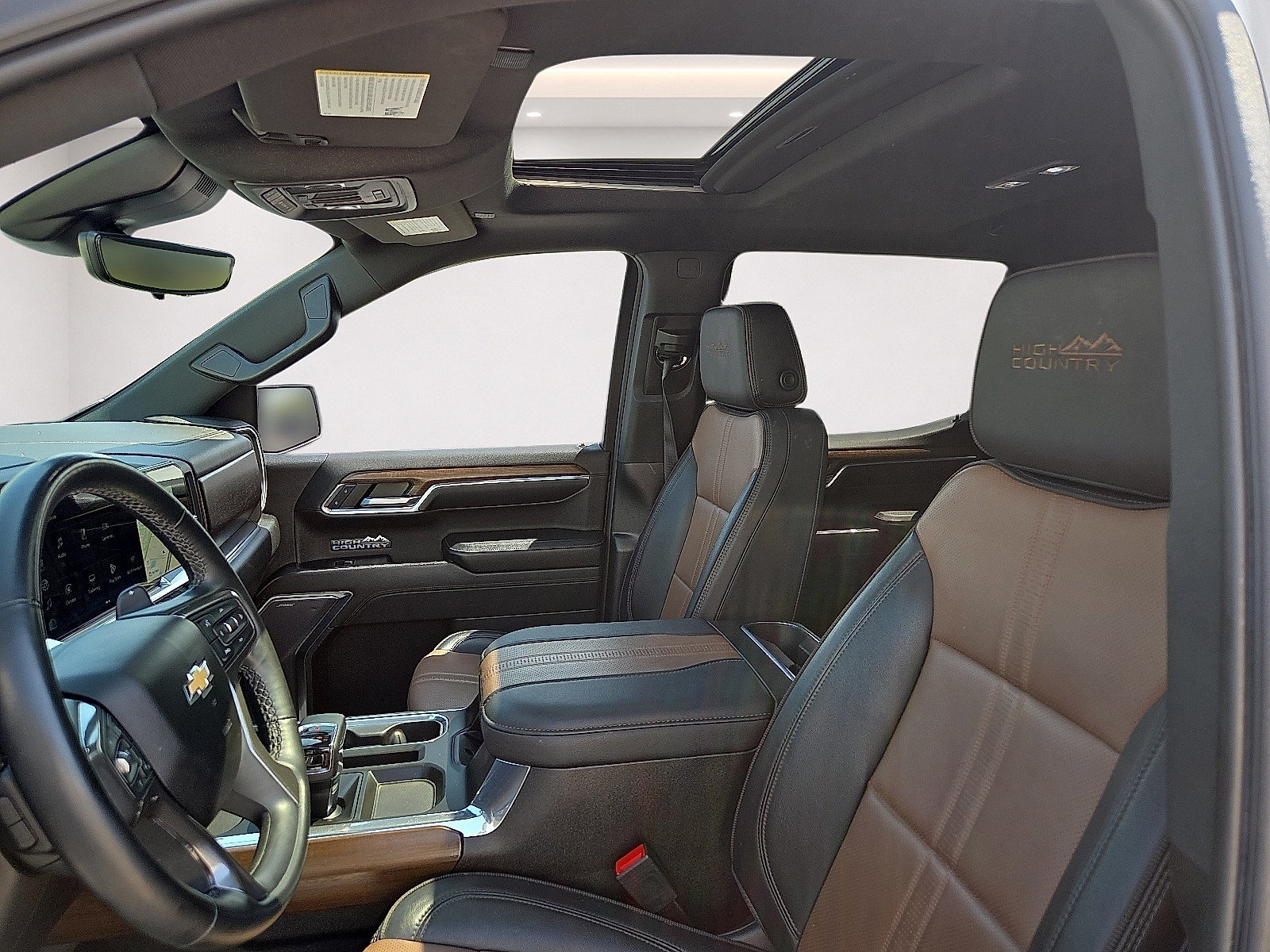 Used 2023 Chevrolet Silverado 1500 High Country w/ High Country Premium Package AWD/4WD image 9