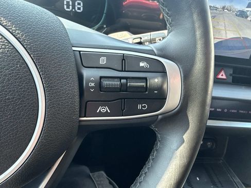 Used 2023 Kia Sportage EX image 28