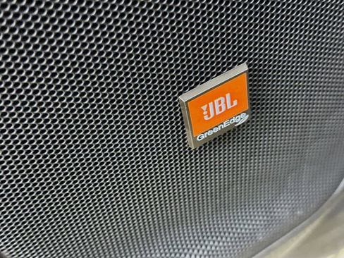 Used 2019 Toyota Highlander Limited image 19