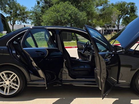 Used 2013 Mercedes-Benz C 300 4MATIC Sedan image 12