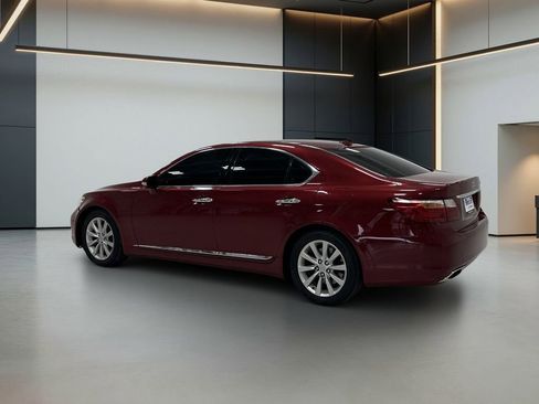 Used 2012 Lexus LS 460 AWD w/ Luxury Value Edition image 3