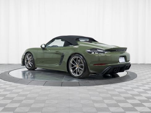 Certified 2023 Porsche 718 Boxster Spyder image 3