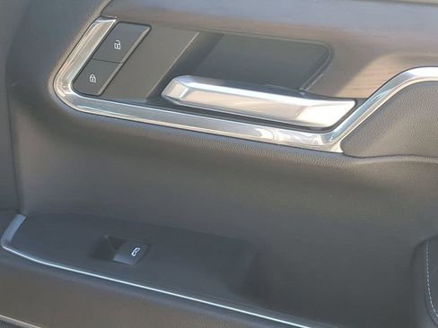 Used 2023 GMC Sierra 1500 SLT w/ X31 Off-Road Package image 49