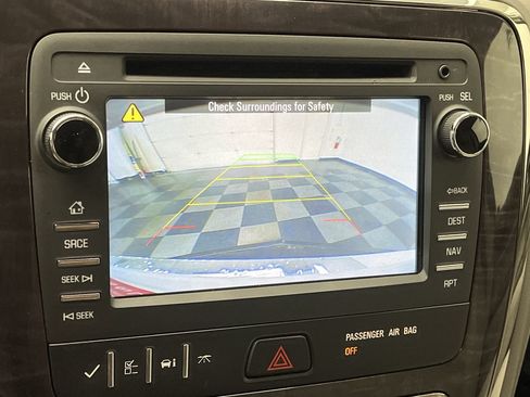 Used 2016 Buick Enclave Leather FWD image 5