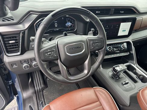 Used 2025 GMC Sierra 1500 Denali Ultimate image 18
