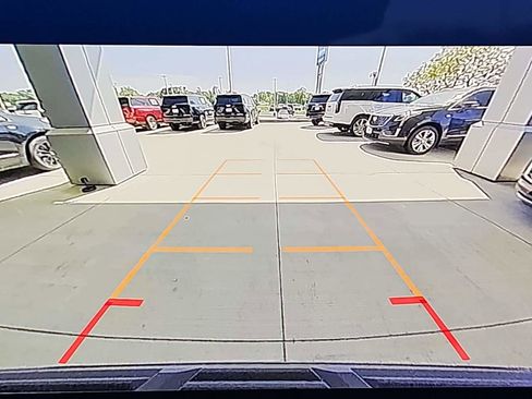 Used 2025 Chevrolet Tahoe High Country AWD/4WD image 30