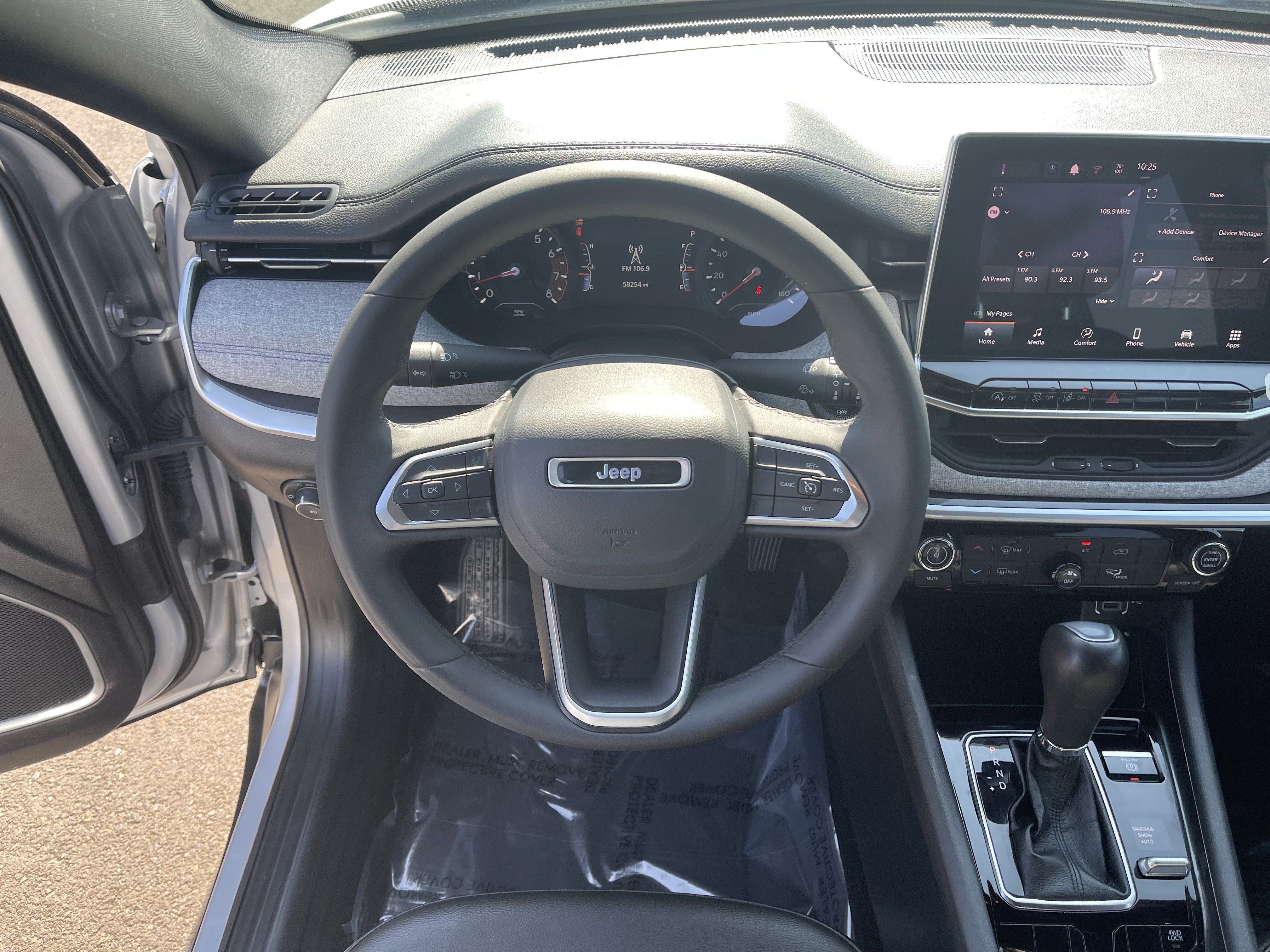 Used 2024 Jeep Compass Latitude AWD/4WD image 13
