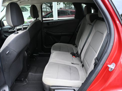 Used 2022 Ford Escape SE w/ SE Sport Appearance Package AWD/4WD image 7